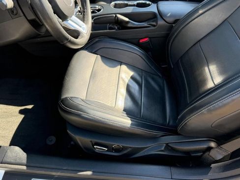 Used 2016 Ford Mustang GT Premium w/ Equipment Group 401A RWD image 25