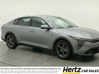 Used 2025 Kia K4 LXS video 1