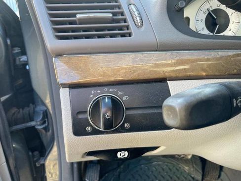 Used 2008 Mercedes-Benz E 350 Sedan image 33