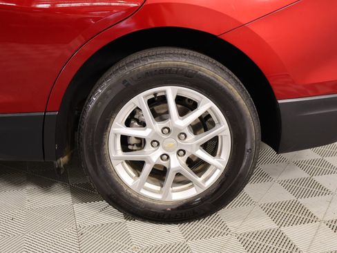 Used 2022 Chevrolet Equinox LT FWD image 18