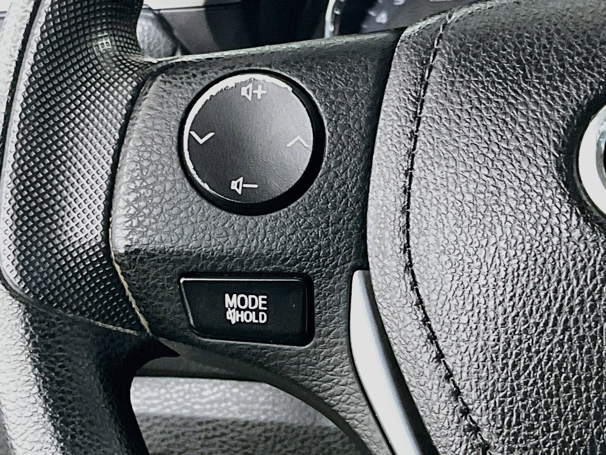 Used 2014 Toyota Corolla L FWD image 18