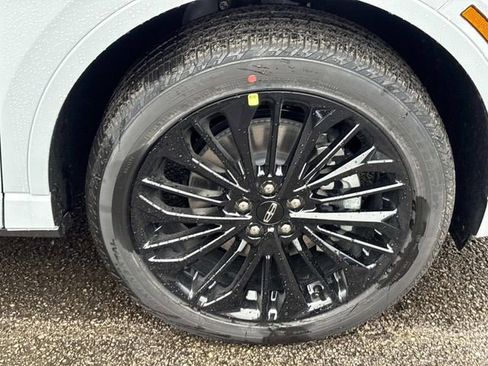 New 2026 Lincoln Corsair Grand Touring w/ Jet Appearance Package image 9