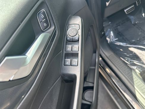 Used 2024 Ford Escape ST-Line w/ Tech Pack #1 AWD/4WD image 29