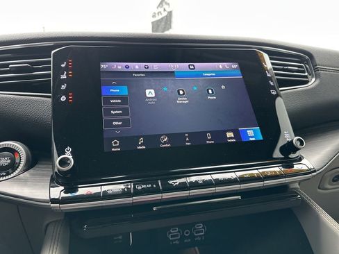 Used 2023 Jeep Wagoneer Series III w/ Preferred Equipment Group image 59