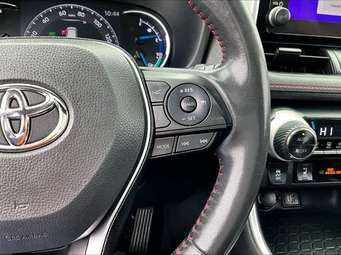 Certified 2023 Toyota RAV4 SE image 22
