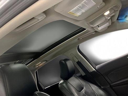 Used 2020 Ford Edge Titanium w/ Equipment Group 301A image 4