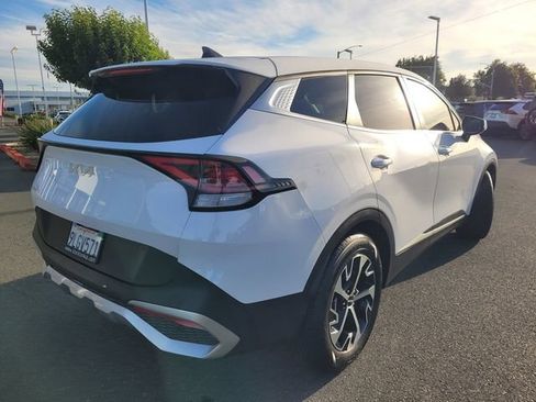 Used 2024 Kia Sportage EX FWD image 4