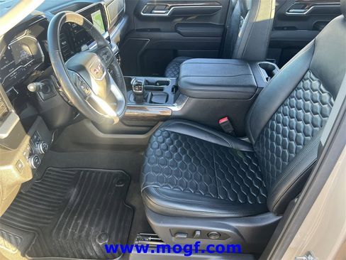 Used 2023 GMC Sierra 1500 Elevation w/ X31 Off-Road Package image 18