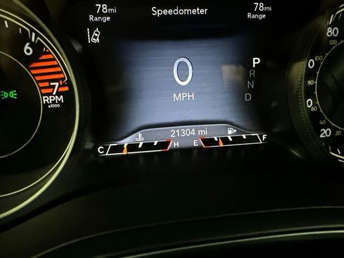 Used 2023 Jeep Cherokee Altitude Lux AWD/4WD image 26