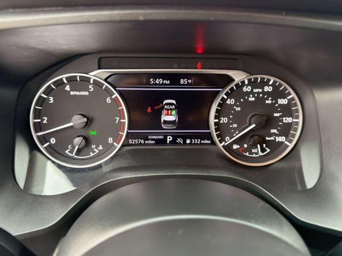 Used 2024 Nissan Rogue S FWD image 19
