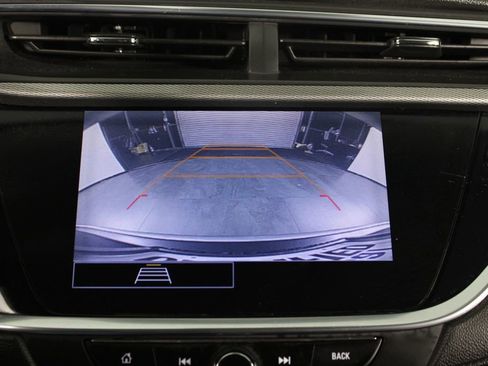 Used 2021 Buick Encore GX Select FWD image 30