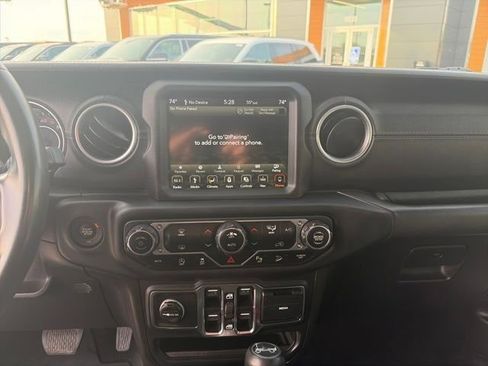 Used 2018 Jeep Wrangler Unlimited Sahara w/ Quick Order Package 24M Moab AWD/4WD image 58
