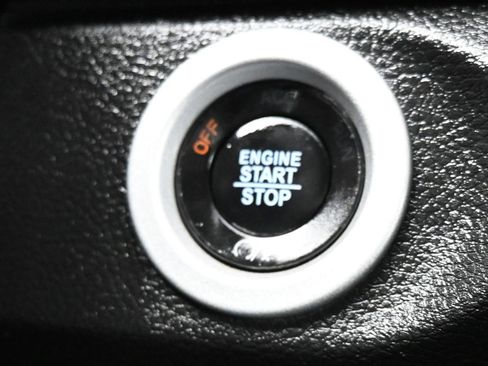 Used 2021 RAM 1500 Classic Warlock AWD/4WD image 8
