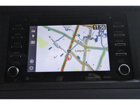 Used 2019 Toyota Sienna XLE w/ XLE Navigation Package FWD image 27