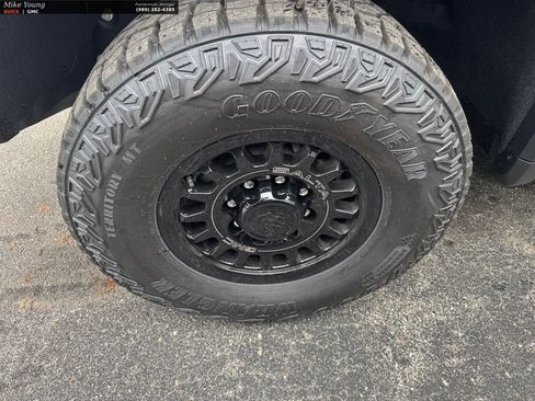New 2026 GMC Sierra 2500 AT4X w/ AT4X AEV Edition AWD/4WD image 10