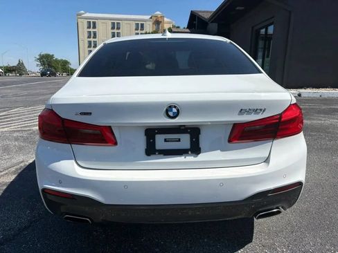 Used 2018 BMW 530i xDrive AWD/4WD image 4