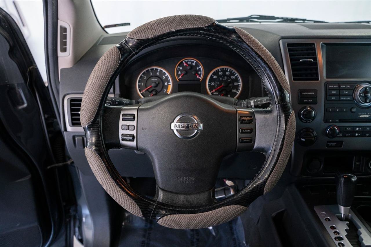 Used 2010 Nissan Armada SE AWD/4WD image 11