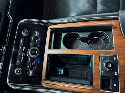 Used 2018 Lincoln Navigator L Reserve w/ Technology Package image 14