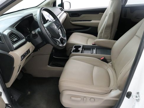 Used 2023 Honda Odyssey EX-L image 22