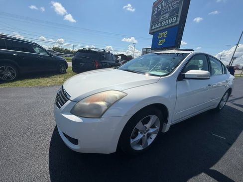 Used 2008 Nissan Altima 3.5 SE w/ Sport Pkg FWD image 8