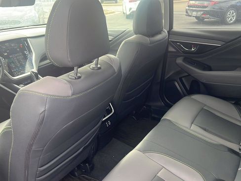 Used 2025 Subaru Outback Onyx Edition AWD/4WD image 16