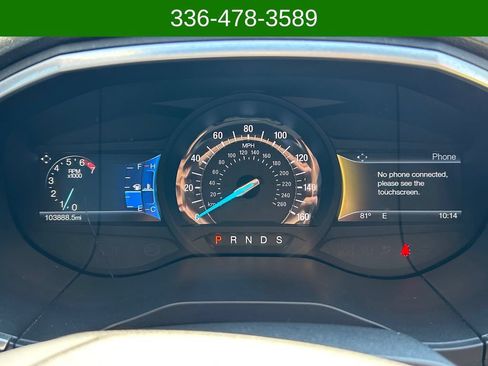 Used 2017 Ford Edge Titanium w/ Technology Package AWD/4WD image 9