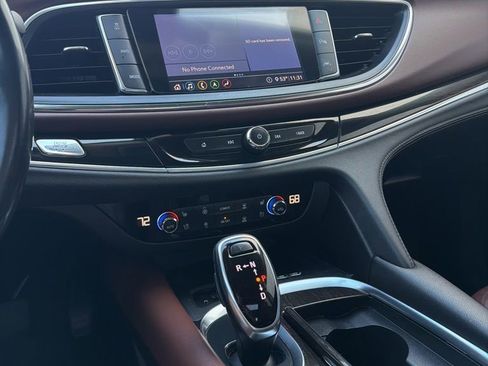 Used 2021 Buick Enclave Avenir w/ Avenir Technology Package AWD/4WD image 15