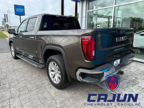 Used 2019 GMC Sierra 1500 SLT RWD image 2