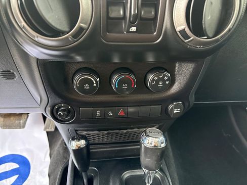 Used 2016 Jeep Wrangler Unlimited Sport w/ Quick Order Package 24S image 17