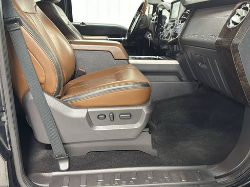 Used 2015 Ford F250 Platinum AWD/4WD image 13