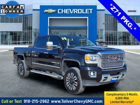 Used 2019 GMC Sierra 2500 Denali w/ Duramax Plus Package image 1
