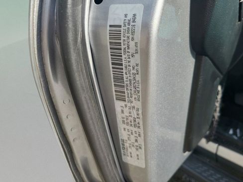 Used 2017 Jeep Wrangler Sahara w/ Connectivity Group image 29