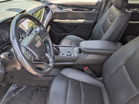 Used 2021 Cadillac XT6 Premium Luxury image 22