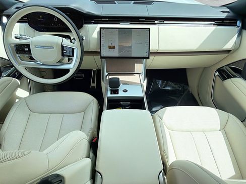 New 2026 Land Rover Range Rover SE AWD/4WD image 16