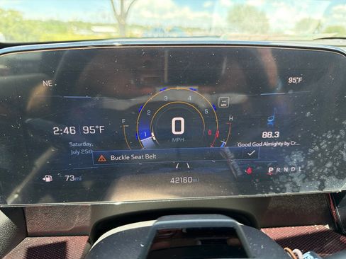 Used 2024 Chevrolet Traverse RS FWD image 18