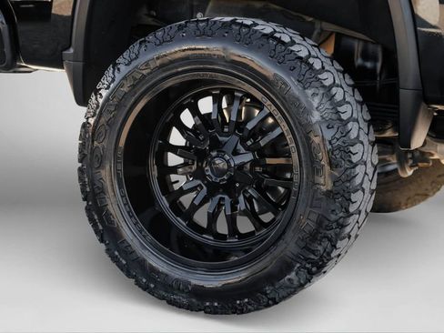Used 2024 Chevrolet Silverado 3500 High Country w/ High Country Premium Package AWD/4WD image 50
