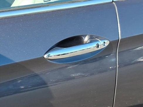 Used 2022 Honda Pilot Elite image 39