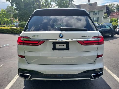 Used 2019 BMW X7 xDrive50i w/ M Sport Package AWD/4WD image 4