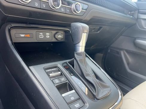 Certified 2025 Honda CR-V EX image 19
