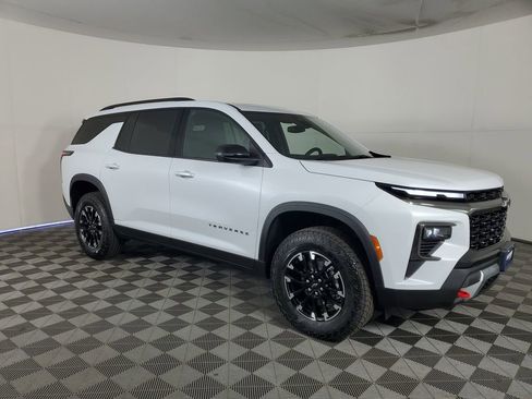 New 2026 Chevrolet Traverse Z71 image 2