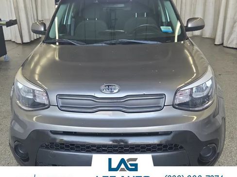 Used 2019 Kia Soul FWD image 3