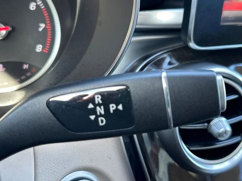 Used 2018 Mercedes-Benz GLC 300 4MATIC w/ Multimedia Package image 30