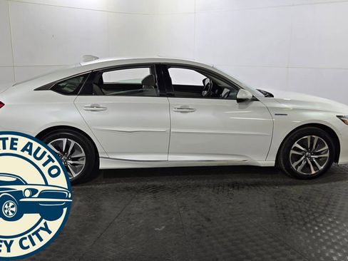 Used 2018 Honda Accord Touring image 12