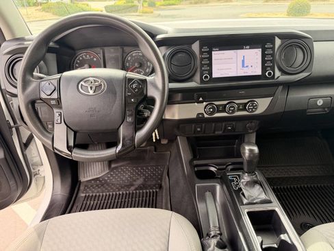 Used 2022 Toyota Tacoma SR RWD image 27