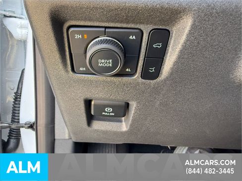 Used 2025 Ford Expedition Max Platinum AWD/4WD image 28