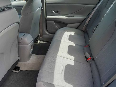 New 2026 Hyundai Elantra SE image 22