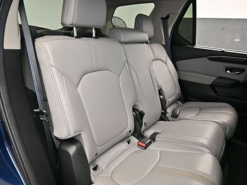 Used 2024 Honda Pilot EX-L image 42