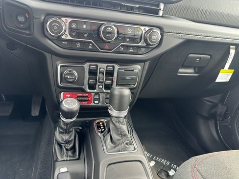 New 2025 Jeep Wrangler Rubicon image 11