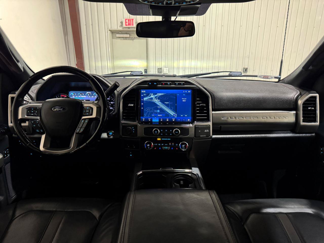 Used 2022 Ford F450 Platinum w/ FX4 Off-Road Package AWD/4WD image 19