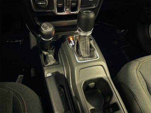 New 2025 Jeep Wrangler Sport S image 24